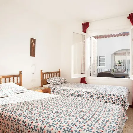Akira Flats Cadaqués